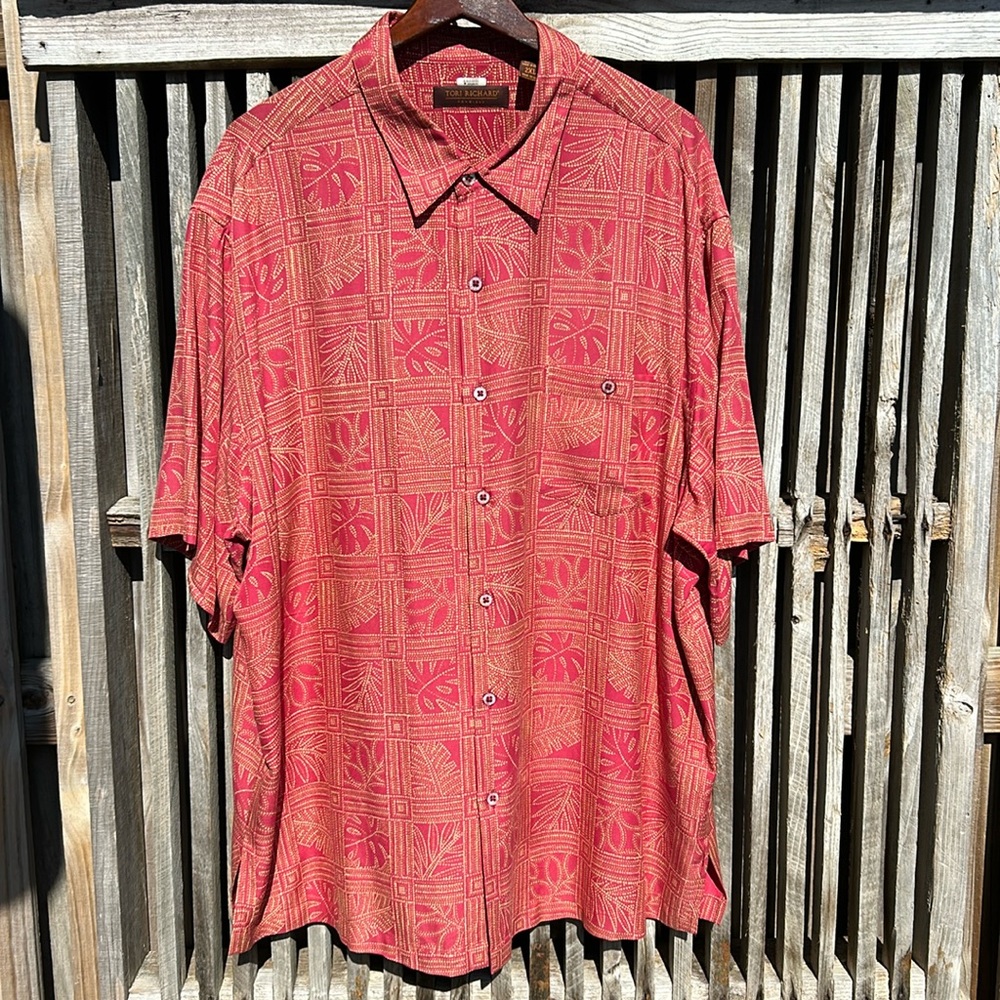 Torino Mens XXL Red Tapa Floral Geometric Hawaiian Aloha Button Down Shirt EUC